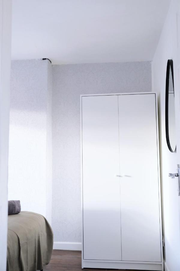Bee Stays - Maliston House Great Sankey Εξωτερικό φωτογραφία